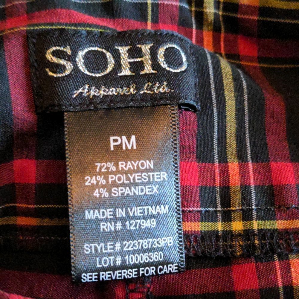 Soho Apparel Ltd Red + Black Plaid Stretch Pencil Skirt Size PM - Picture 6 of 6
